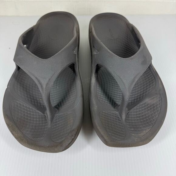 OOFOS Original Sport Recovery Sandal Size 9 Charcoal Grey Flip Flops Athleisure - Picture 4 of 11